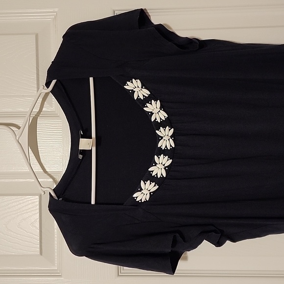 LOFT Navy Blue Short Sleeve Shirt with White Beaded Neckline, Size Medium - Picture 2 of 5